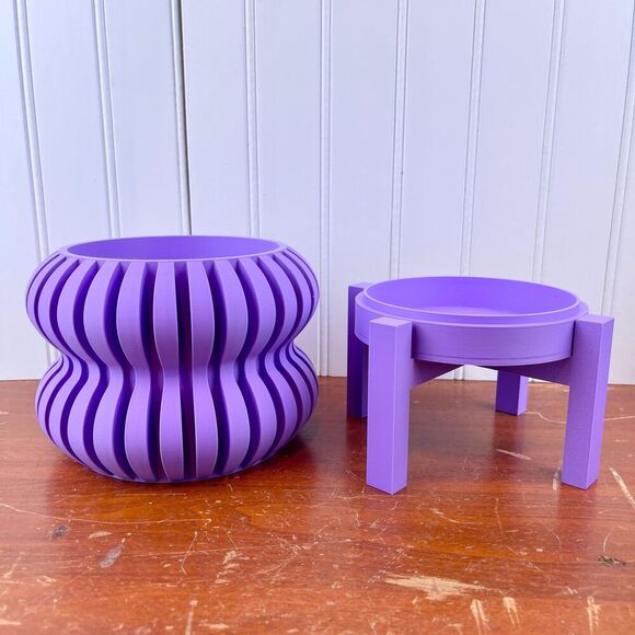 The Daso Indoor Planter Pot with Drainage Tray & Stand, Houseplants - Picture 7 of 10